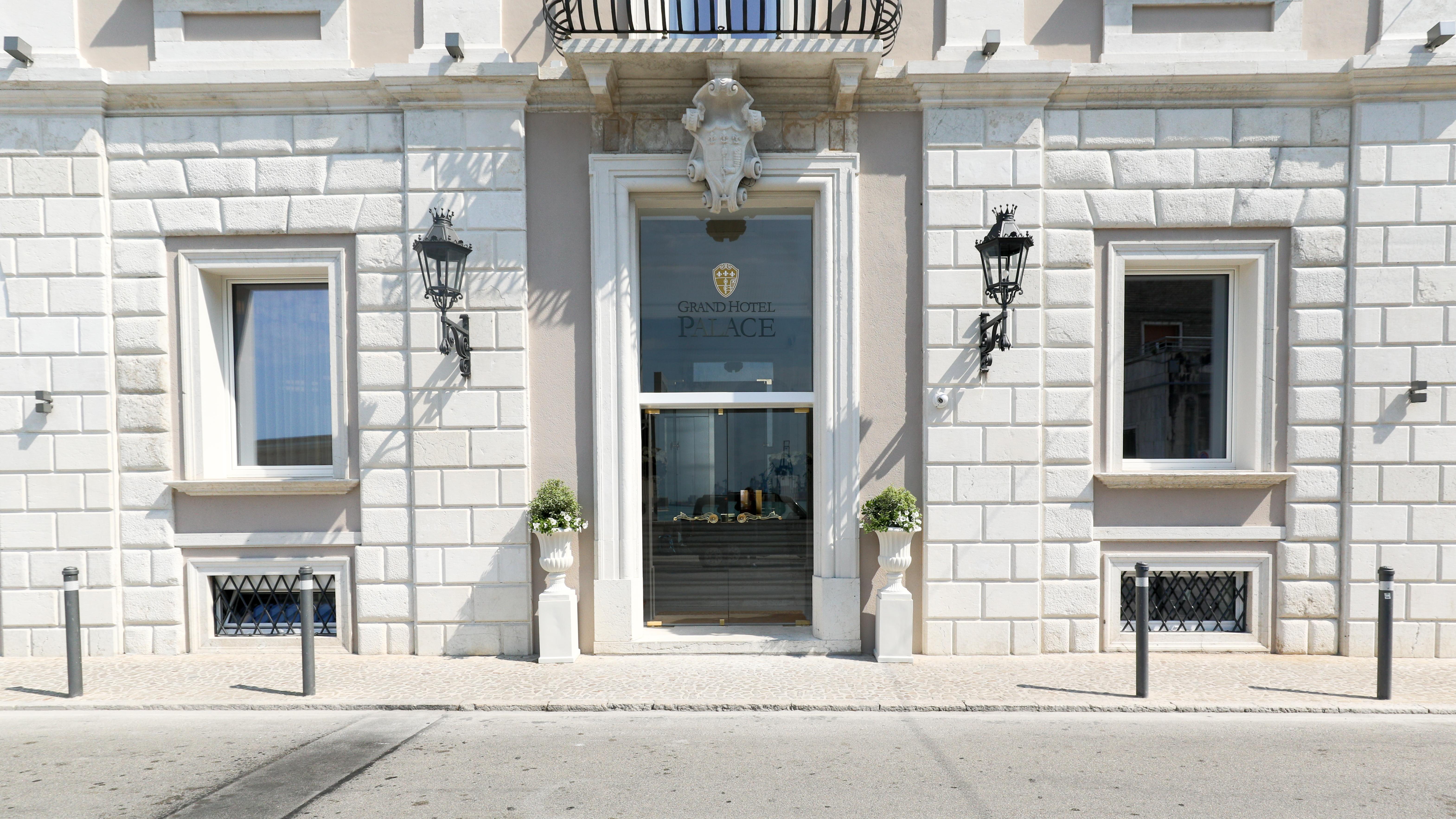 Grand Hotel Palace Ancona Exterior foto